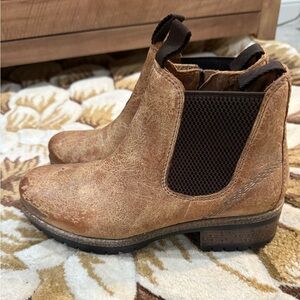 Diba true boots size 10